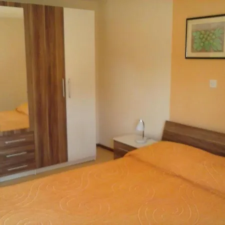 Appartement With Parking Space - 12609