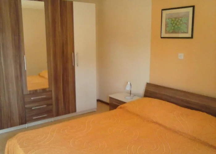 Apartment With Parking Space - 12609