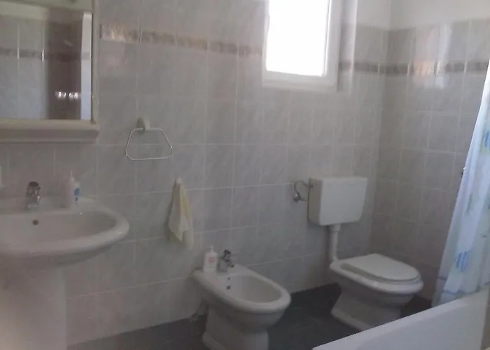 With Parking Space - 12609 * Cres