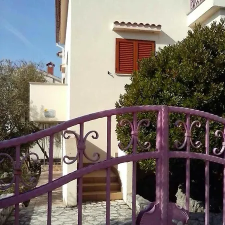 Apartman With Parking Space - 12609 Cres