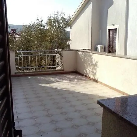 Apartment With Parking Space - 12609